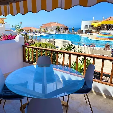Stylish & Modern 1 Bedroom On Frontline Of Playa Del Duque