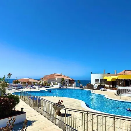 Stylish & Modern 1 Bedroom On Frontline Of Playa Del Duque Apartment Costa Adeje (Tenerife)