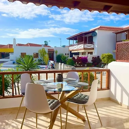 Stylish & Modern 1 Bedroom On Frontline Of Playa Del Duque * Costa Adeje (Tenerife)