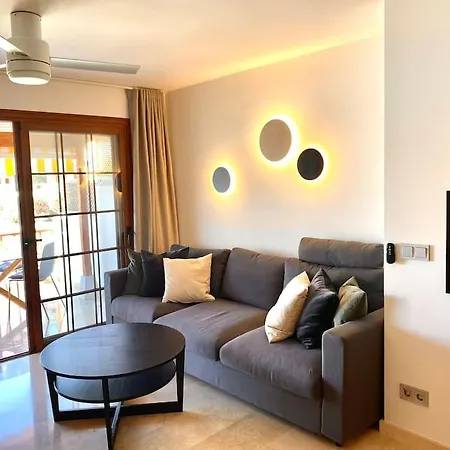 Apartamento Stylish & Modern 1 Bedroom On Frontline Of Playa Del Duque